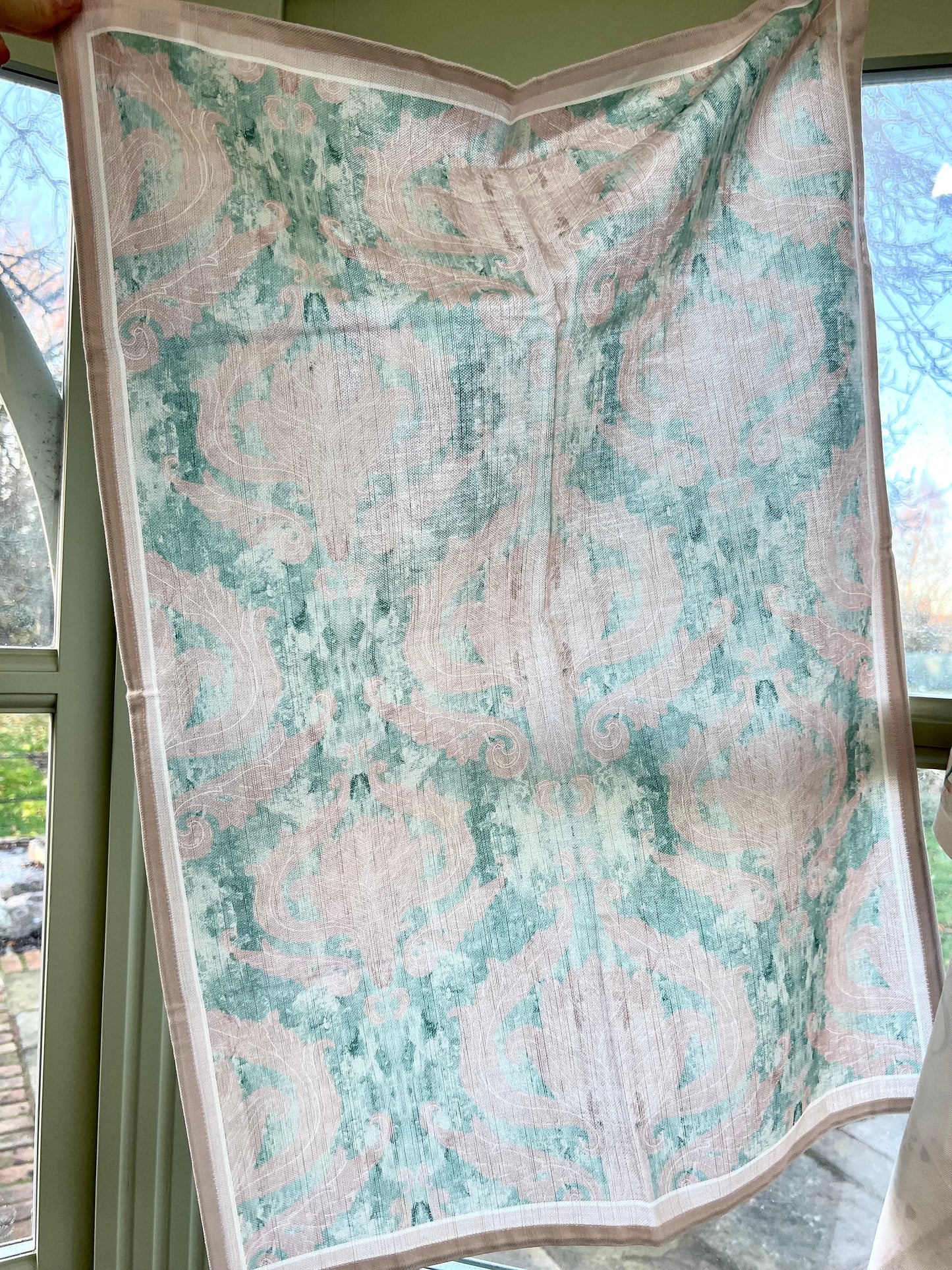 Wintergreen Damask 100% Cotton Tea Towel