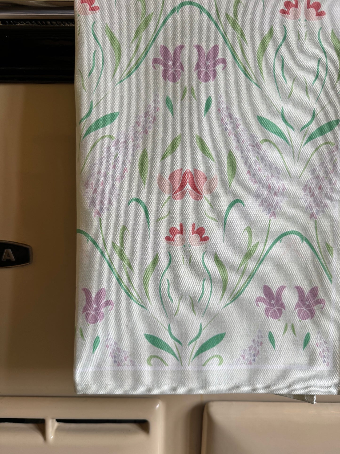 Spring Damask 100% Cotton Tea Towel